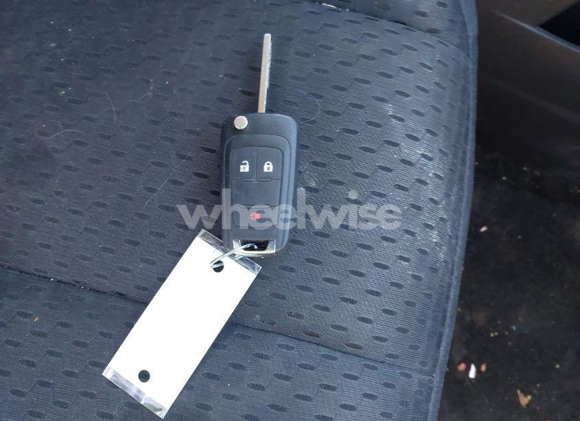 Photo 11 of 2015 Chevrolet Equinox LS (VIN 2GNFLEEK6F6380185)