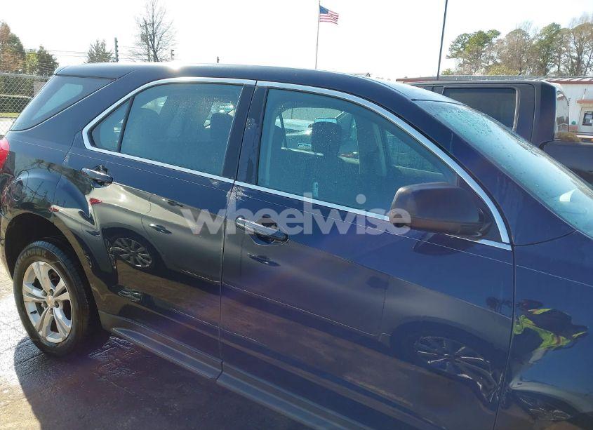 Photo 13 of 2015 Chevrolet Equinox LS (VIN 2GNFLEEK6F6380185)