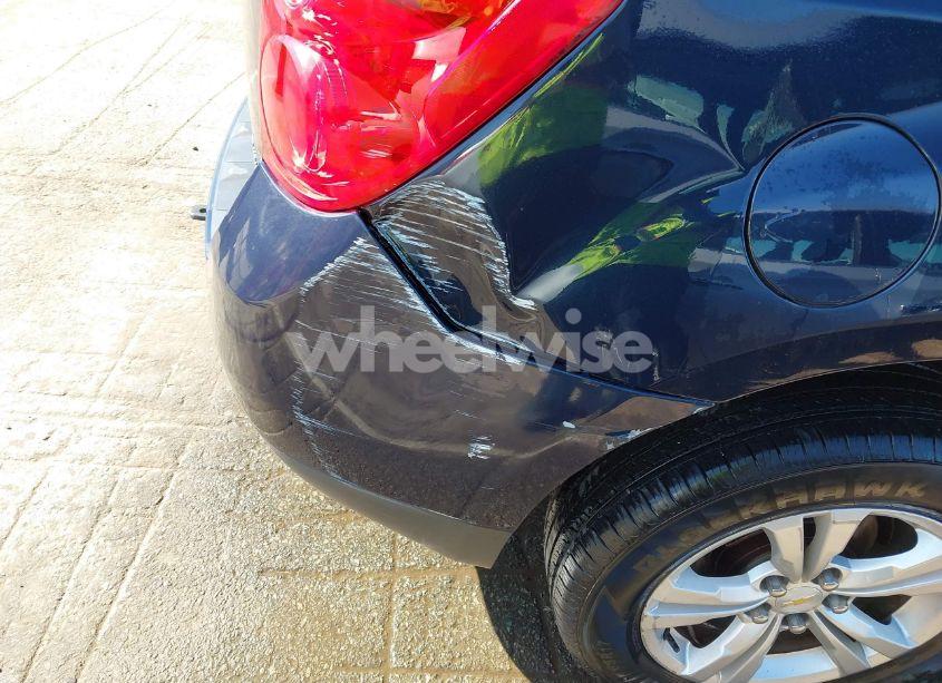 Photo 18 of 2015 Chevrolet Equinox LS (VIN 2GNFLEEK6F6380185)