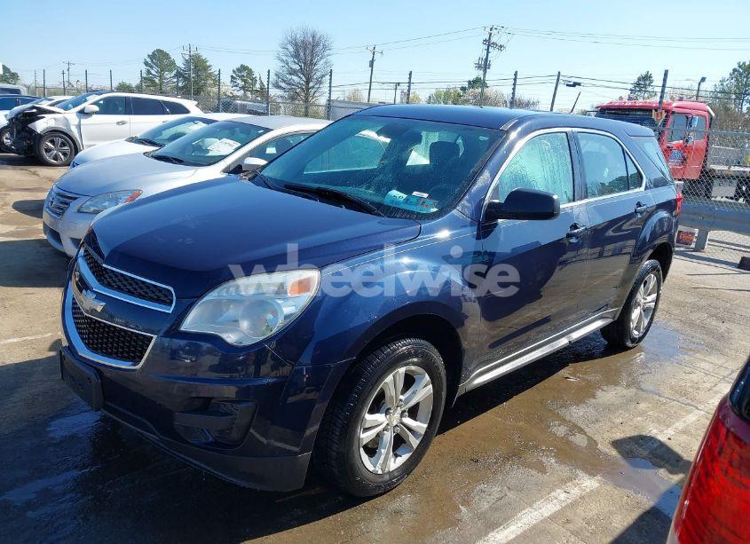 Photo 2 of 2015 Chevrolet Equinox LS (VIN 2GNFLEEK6F6380185)