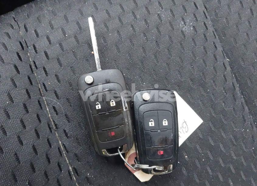 Photo 11 of 2015 Chevrolet Equinox LS (VIN 2GNFLEEK6F6396774)