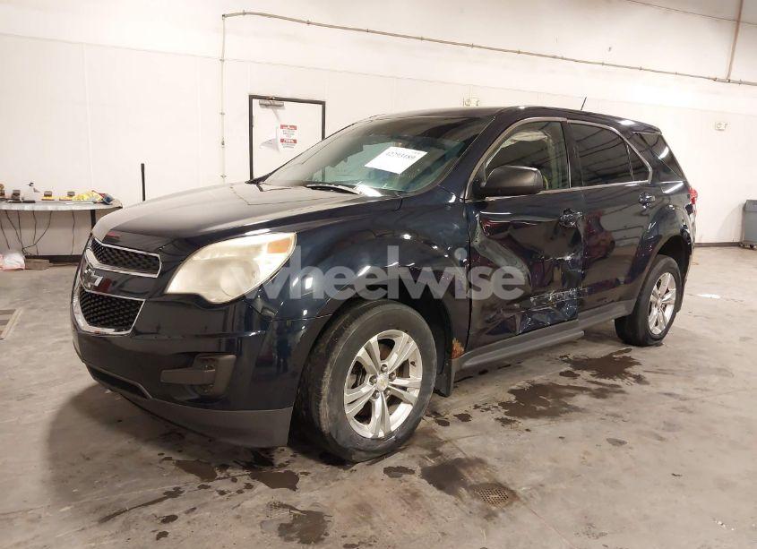 Photo 2 of 2015 Chevrolet Equinox LS (VIN 2GNFLEEK6F6424315)