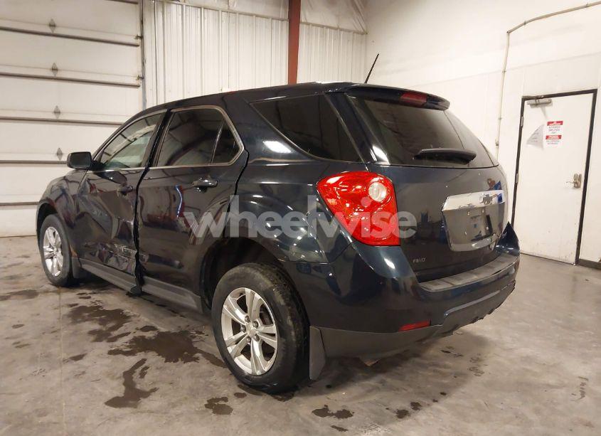 Photo 3 of 2015 Chevrolet Equinox LS (VIN 2GNFLEEK6F6424315)