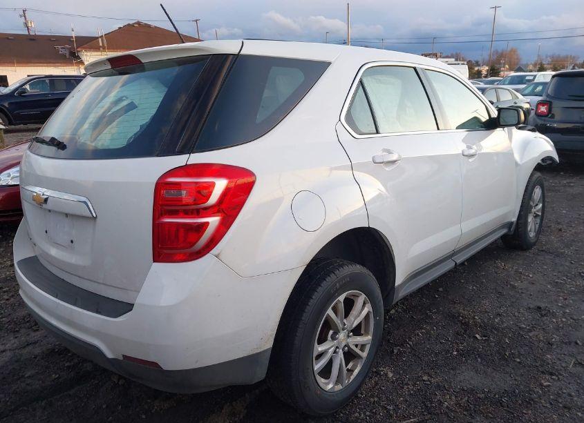 Photo 4 of 2017 Chevrolet Equinox LS (VIN 2GNFLEEK6H6156417)
