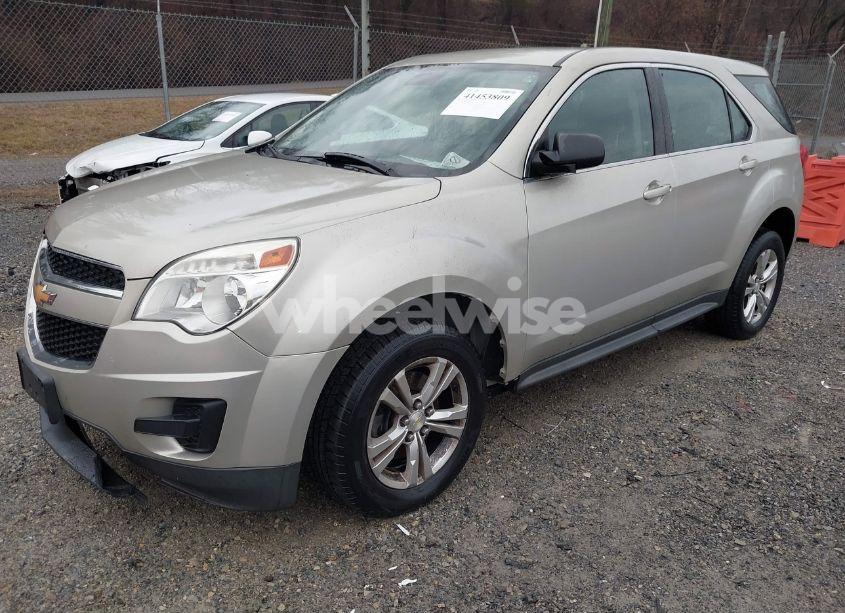 Photo 2 of 2014 Chevrolet Equinox LS (VIN 2GNFLEEK7E6379481)