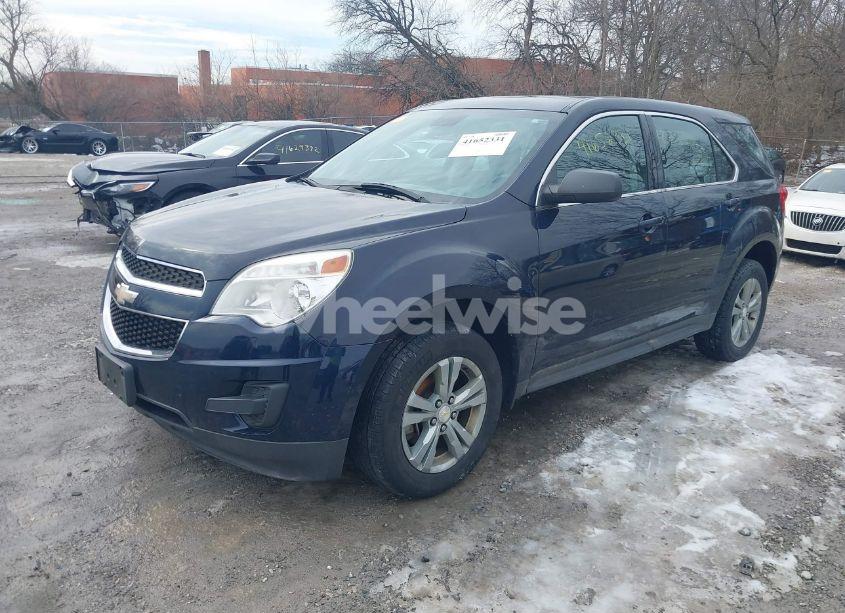 Photo 2 of 2015 Chevrolet Equinox LS (VIN 2GNFLEEK7F6153619)