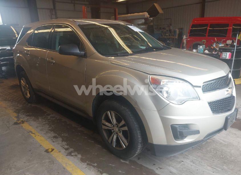 2015 Chevrolet Equinox LS (VIN 2GNFLEEK7F6241523) main photo