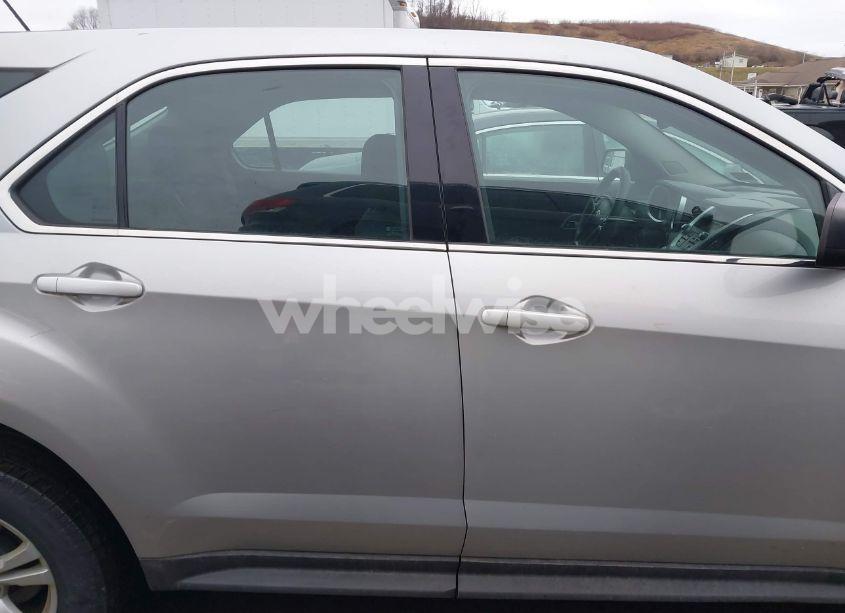 Photo 13 of 2016 Chevrolet Equinox LS (VIN 2GNFLEEK7G6261790)