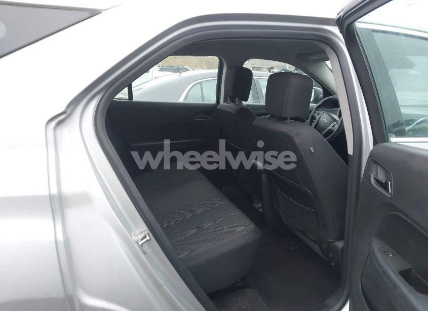 Photo 8 of 2016 Chevrolet Equinox LS (VIN 2GNFLEEK7G6261790)