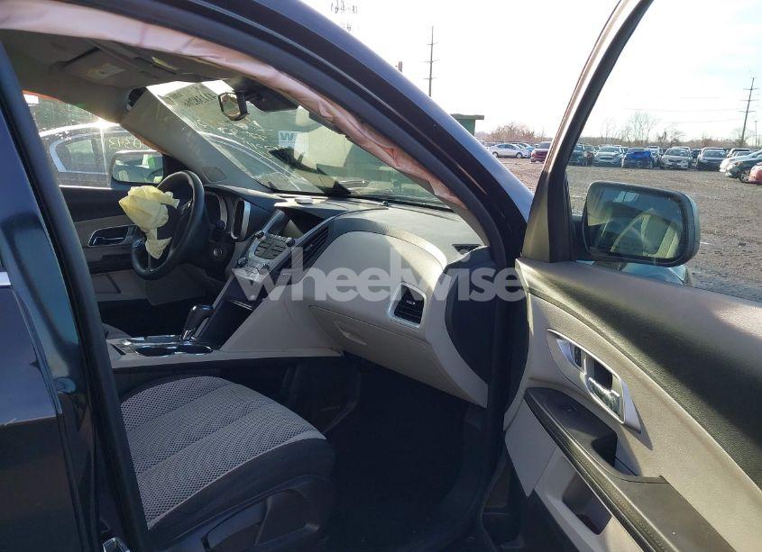 Photo 5 of 2016 Chevrolet Equinox LS (VIN 2GNFLEEK7G6269579)