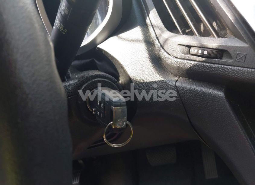 Photo 11 of 2016 Chevrolet Equinox LS (VIN 2GNFLEEK7G6326427)