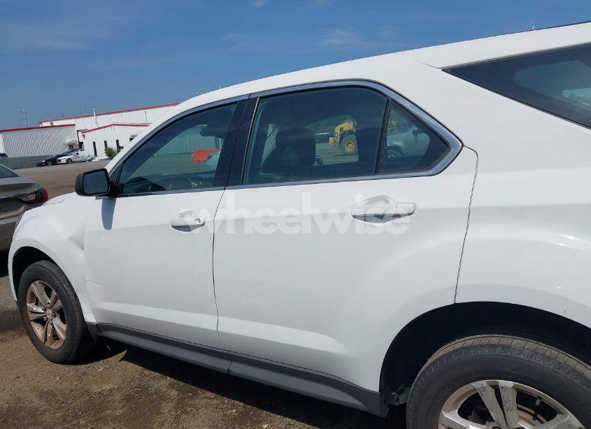 Photo 14 of 2016 Chevrolet Equinox LS (VIN 2GNFLEEK7G6326427)