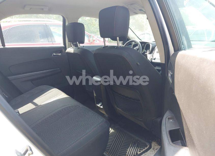 Photo 8 of 2016 Chevrolet Equinox LS (VIN 2GNFLEEK7G6326427)