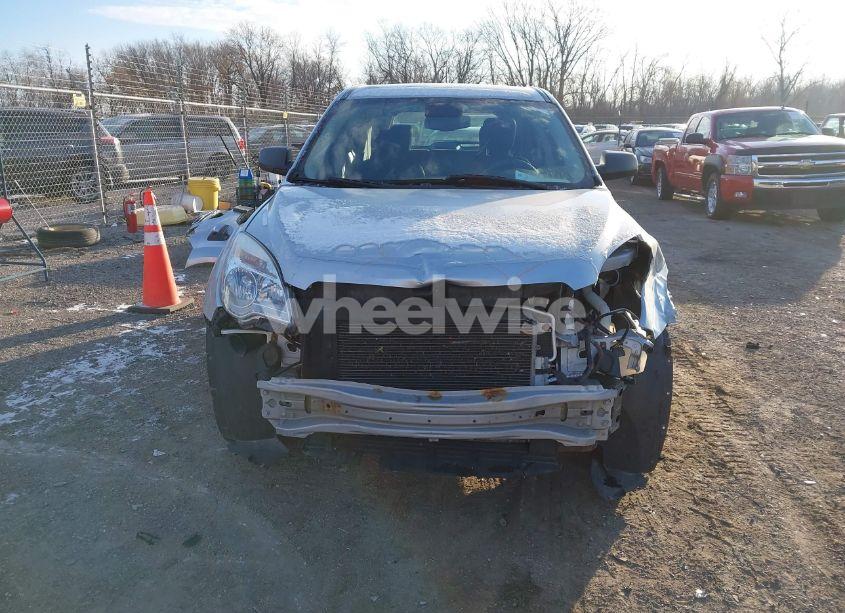 Photo 13 of 2015 Chevrolet Equinox LS (VIN 2GNFLEEK8F6178920)