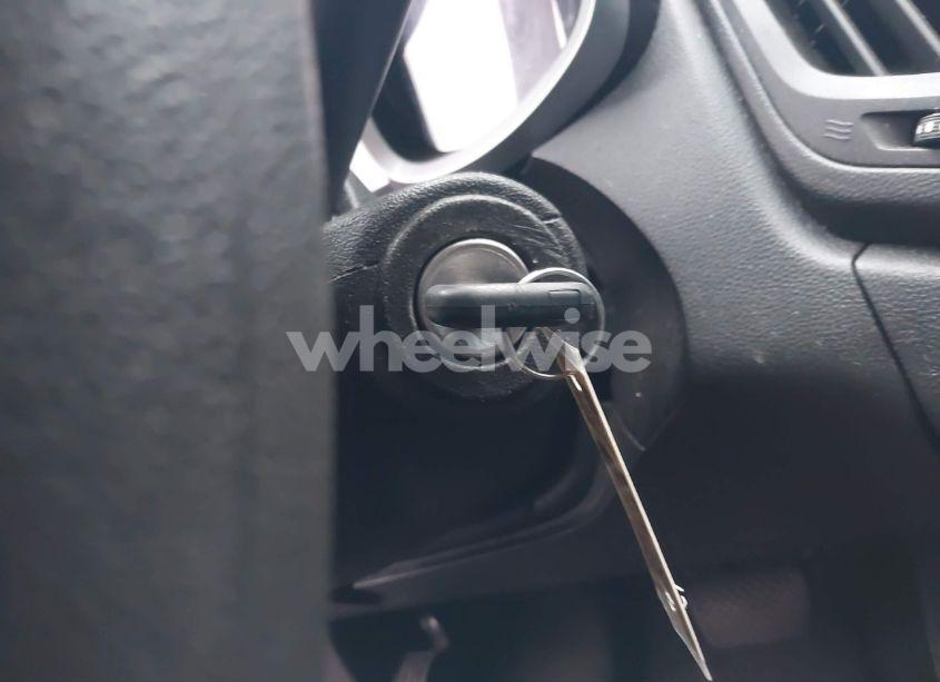 Photo 11 of 2015 Chevrolet Equinox LS (VIN 2GNFLEEK8F6210345)