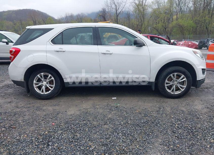 Photo 14 of 2017 Chevrolet Equinox LS (VIN 2GNFLEEK8H6117070)