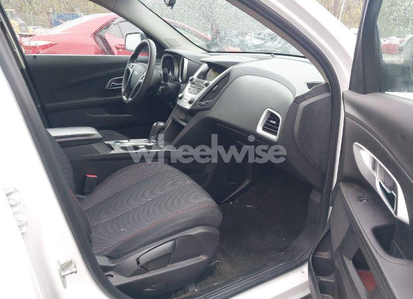 Photo 5 of 2017 Chevrolet Equinox LS (VIN 2GNFLEEK8H6117070)