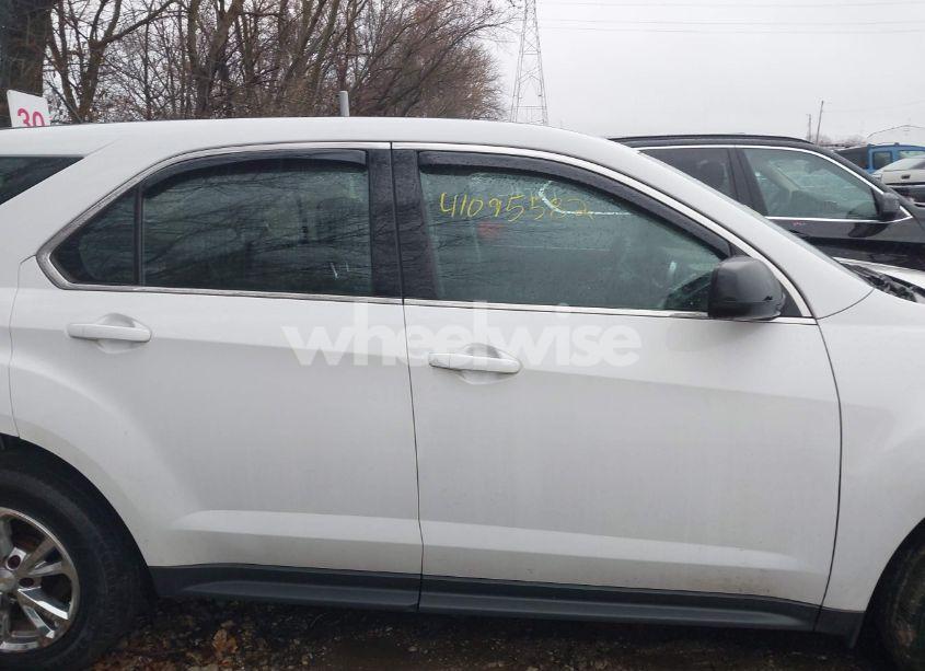 Photo 14 of 2017 Chevrolet Equinox LS (VIN 2GNFLEEK8H6175972)