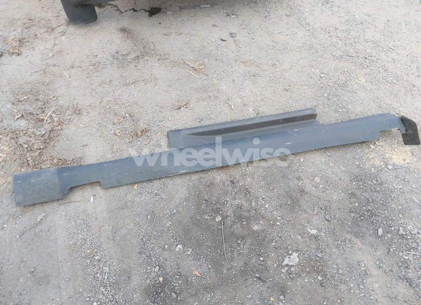 Photo 12 of 2017 Chevrolet Equinox LS (VIN 2GNFLEEK8H6302400)