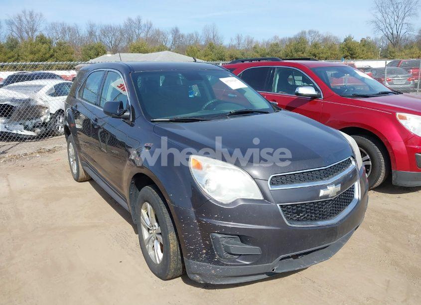 2015 Chevrolet Equinox LS (VIN 2GNFLEEK9F6107001) main photo