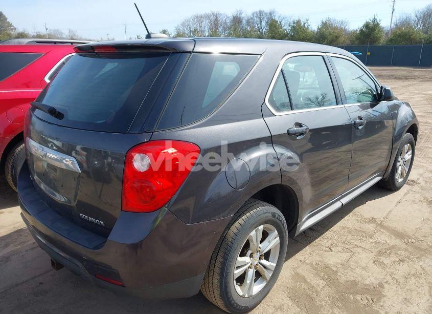 Photo 4 of 2015 Chevrolet Equinox LS (VIN 2GNFLEEK9F6107001)