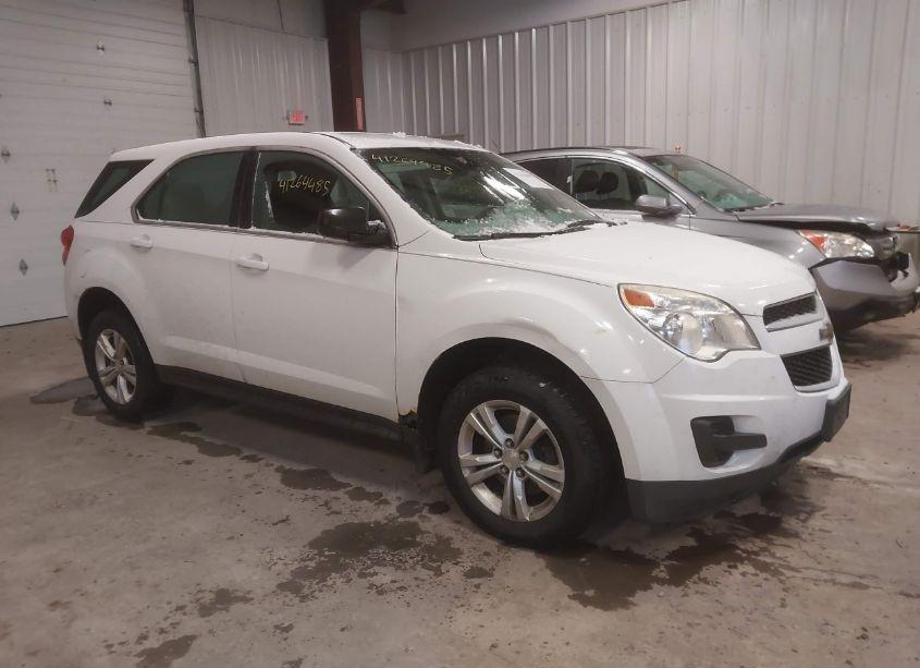 2015 Chevrolet Equinox LS (VIN 2GNFLEEK9F6158661) main photo