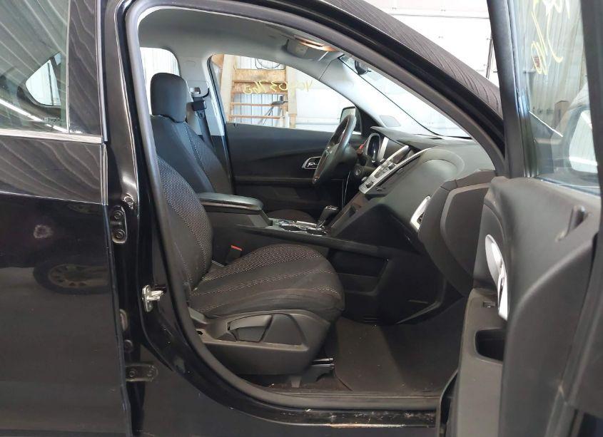 Photo 5 of 2016 Chevrolet Equinox LS (VIN 2GNFLEEK9G6256977)