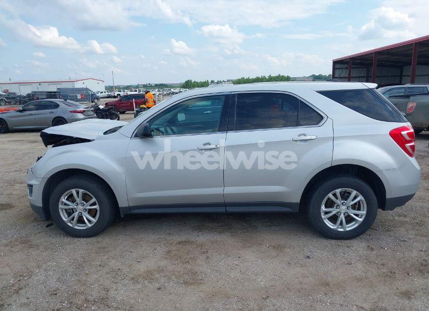 Photo 15 of 2017 Chevrolet Equinox LS (VIN 2GNFLEEK9H6281931)