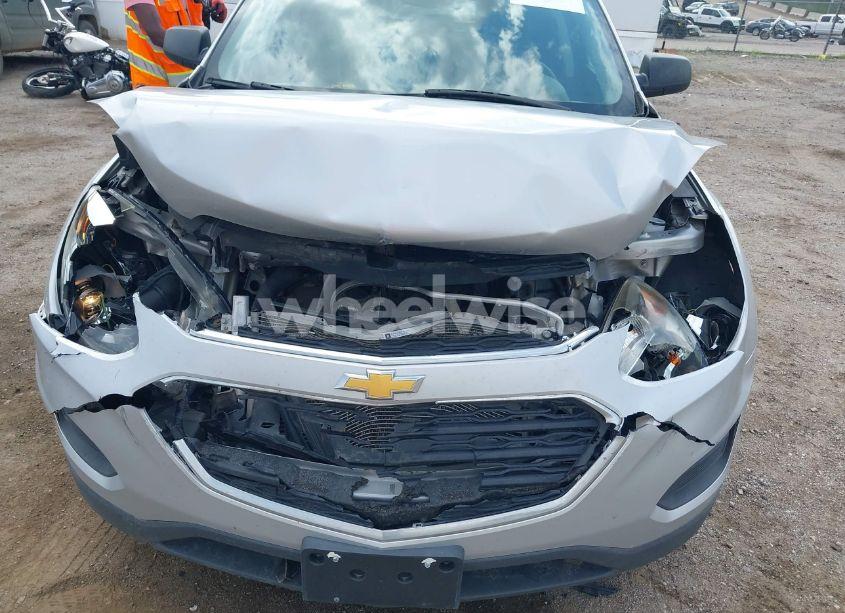 Photo 6 of 2017 Chevrolet Equinox LS (VIN 2GNFLEEK9H6281931)