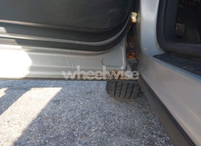 Photo 6 of 2012 Chevrolet Equinox 1LT (VIN 2GNFLEEKXC6138379)