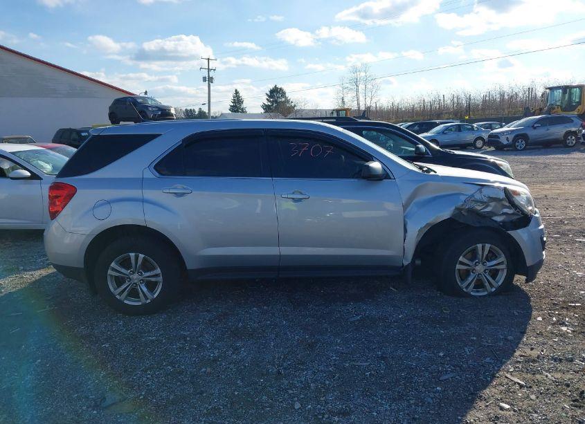 Photo 13 of 2014 Chevrolet Equinox LS (VIN 2GNFLEEKXE6176813)