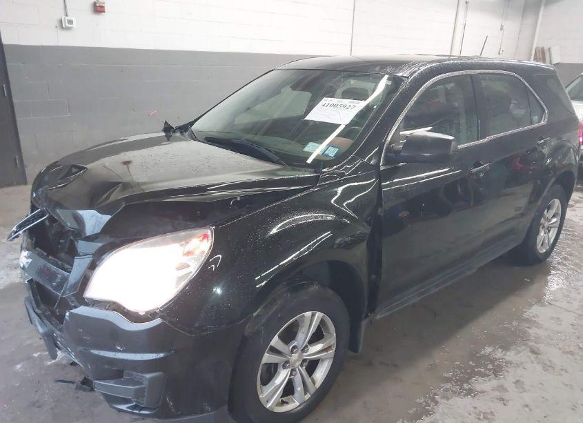 Photo 2 of 2015 Chevrolet Equinox LS (VIN 2GNFLEEKXF6348646)