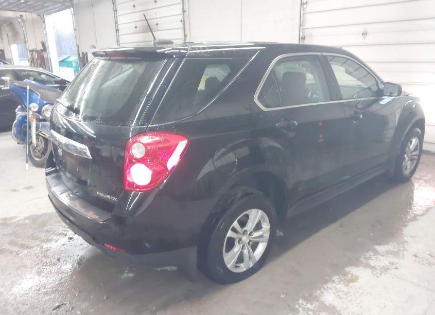 Photo 4 of 2015 Chevrolet Equinox LS (VIN 2GNFLEEKXF6348646)