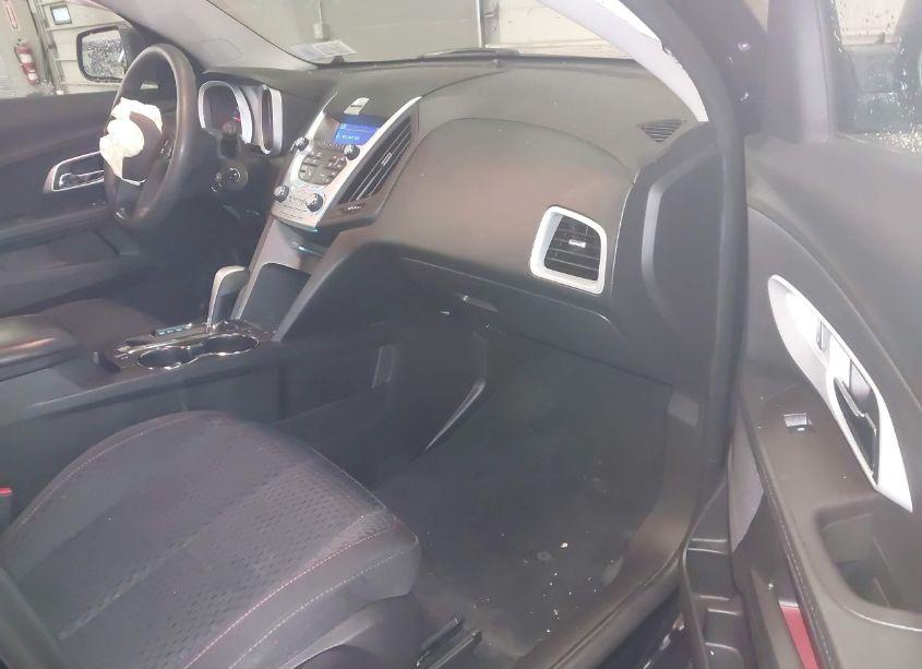 Photo 5 of 2015 Chevrolet Equinox LS (VIN 2GNFLEEKXF6348646)