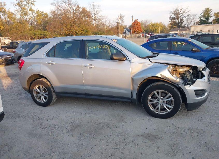 Photo 13 of 2017 Chevrolet Equinox LS (VIN 2GNFLEEKXH6234617)