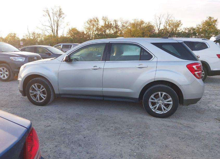 Photo 14 of 2017 Chevrolet Equinox LS (VIN 2GNFLEEKXH6234617)