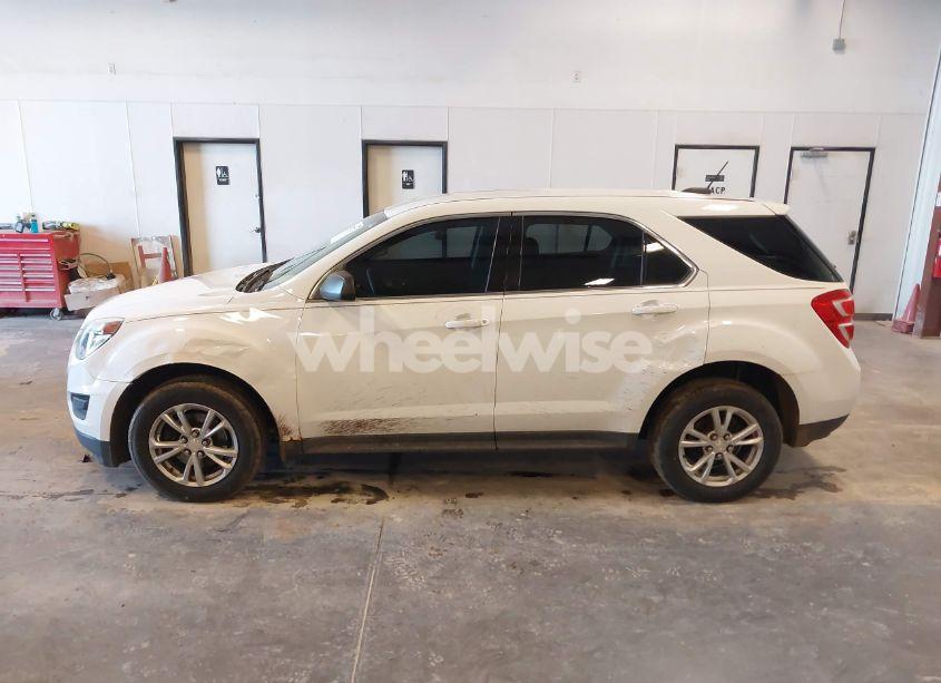 Photo 14 of 2017 Chevrolet Equinox LS (VIN 2GNFLEEKXH6347340)