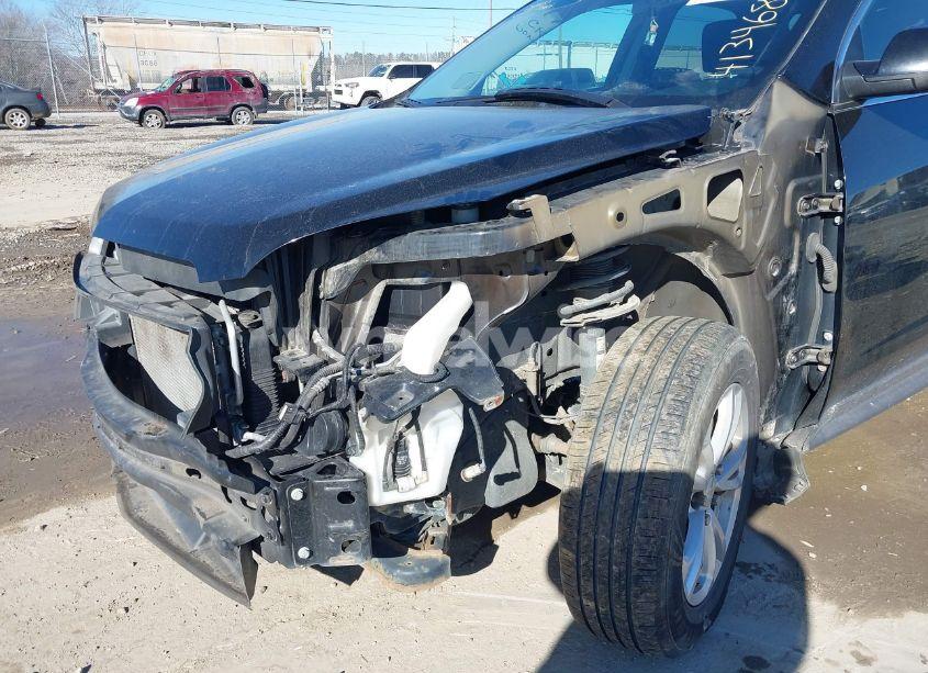 Photo 6 of 2017 Chevrolet Equinox LT (VIN 2GNFLFE30H6256284)