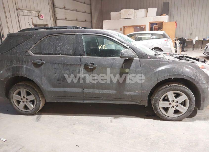 Photo 13 of 2016 Chevrolet Equinox LT (VIN 2GNFLFE31G6279863)
