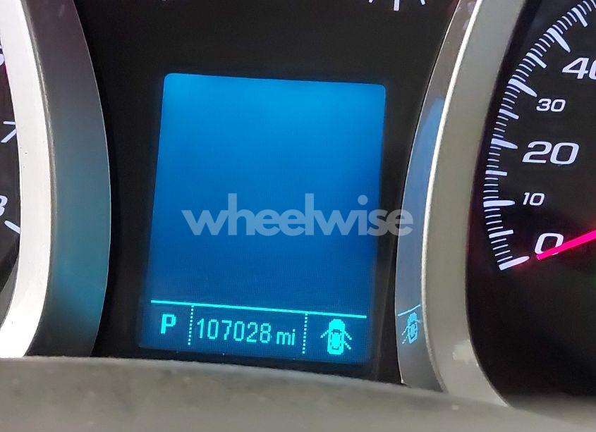 Photo 14 of 2015 Chevrolet Equinox 1LT (VIN 2GNFLFE32F6198417)