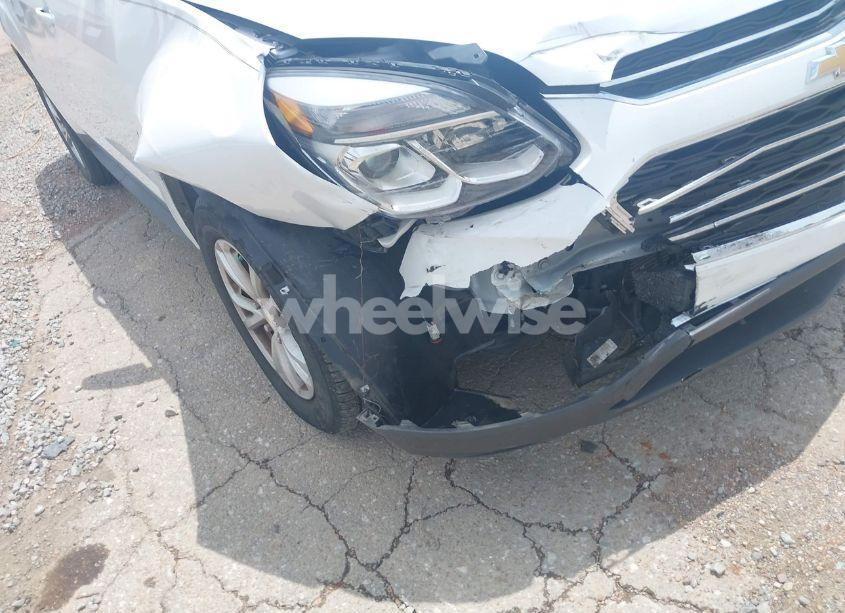 Photo 6 of 2017 Chevrolet Equinox LT (VIN 2GNFLFE32H6209158)