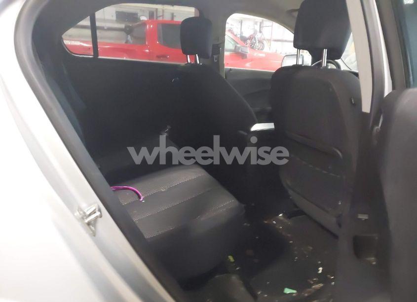 Photo 8 of 2015 Chevrolet Equinox 1LT (VIN 2GNFLFE34F6224273)