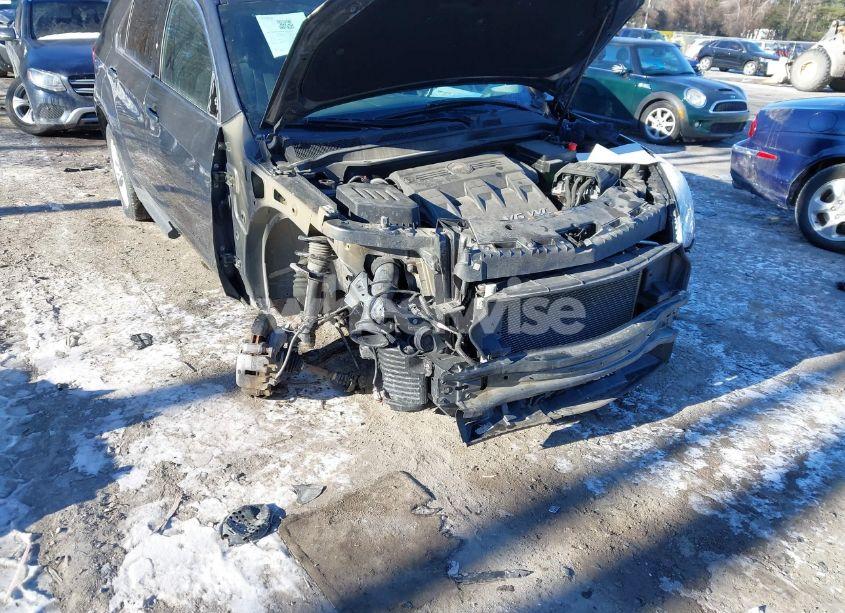 Photo 6 of 2017 Chevrolet Equinox LT (VIN 2GNFLFE34H6250049)