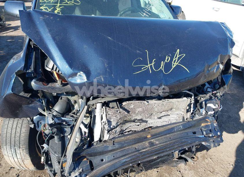 Photo 10 of 2016 Chevrolet Equinox LT (VIN 2GNFLFE36G6279163)