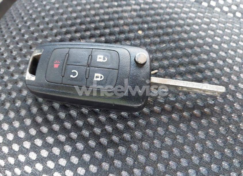 Photo 11 of 2016 Chevrolet Equinox LT (VIN 2GNFLFE37G6173420)