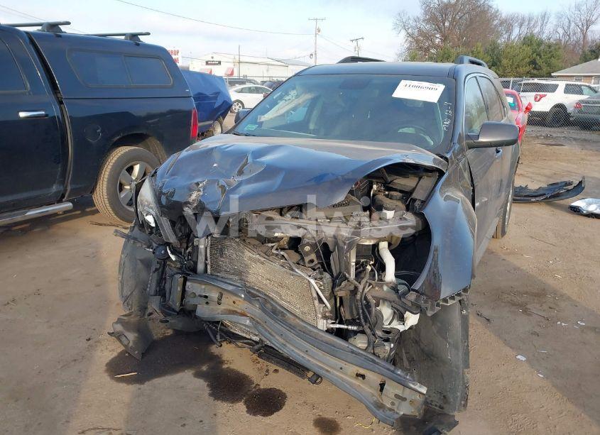 Photo 2 of 2014 Chevrolet Equinox 1LT (VIN 2GNFLFE39E6296326)