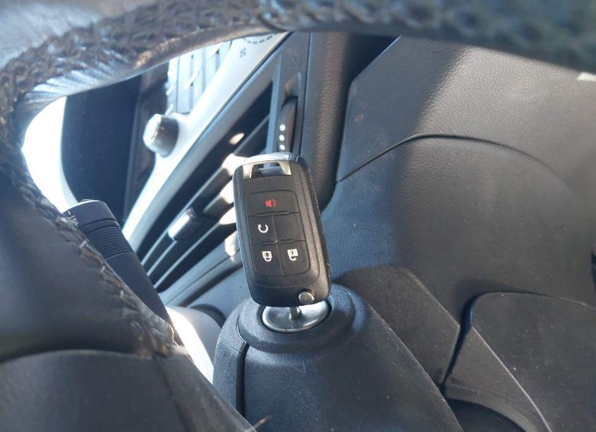 Photo 11 of 2017 Chevrolet Equinox LT (VIN 2GNFLFE39H6194660)