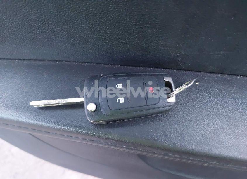 Photo 11 of 2016 Chevrolet Equinox LT (VIN 2GNFLFEK0G6192656)