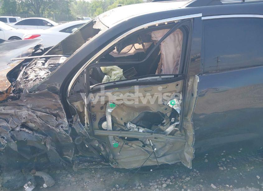 Photo 13 of 2016 Chevrolet Equinox LT (VIN 2GNFLFEK0G6296547)