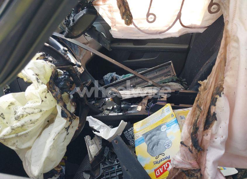 Photo 5 of 2016 Chevrolet Equinox LT (VIN 2GNFLFEK0G6296547)